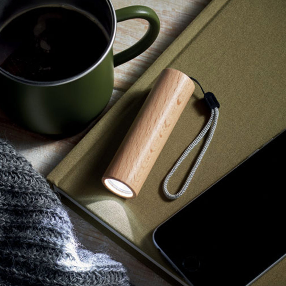 Lampe de poche rechargeable en bois Lite_04