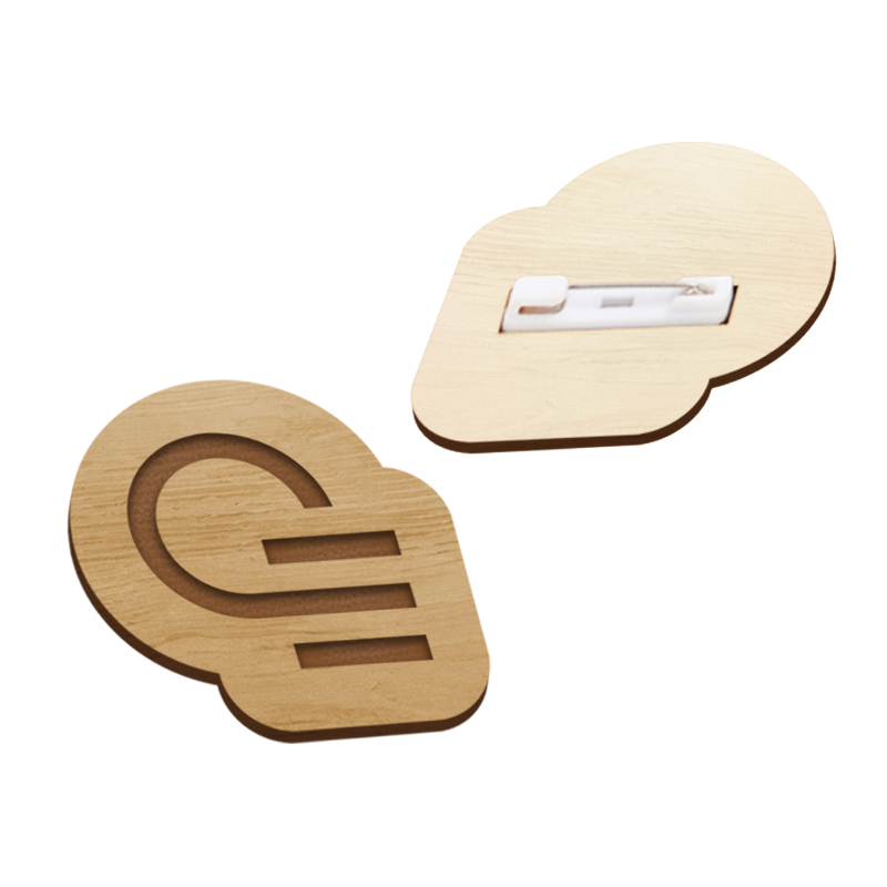 Badge publicitaire en bois Hangwood - Goodies salon