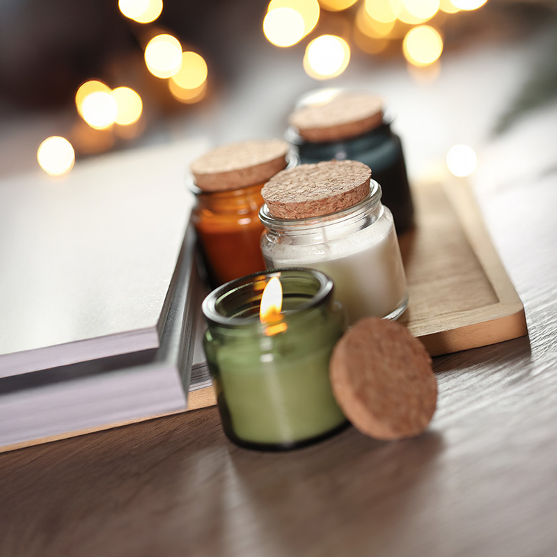 Bougie végétale parfumée en verre et liège Valo 70 g_04