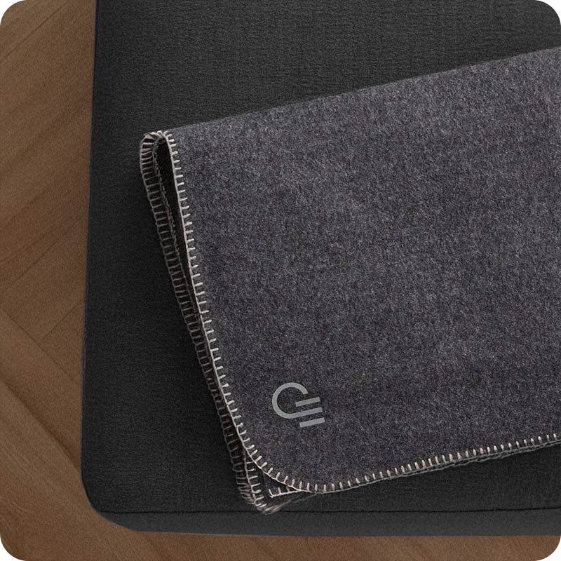 Plaid en polyester recyclé certifié Vinga Bilton_00