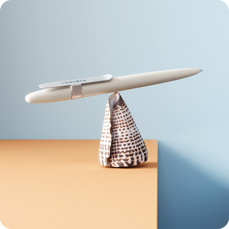 Stylo bille en coquillage et plastique recyclés Shell_00