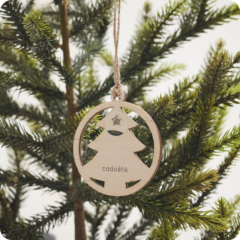 Suspension de Noël en bois découpé avec graines de sapin Arseed_00