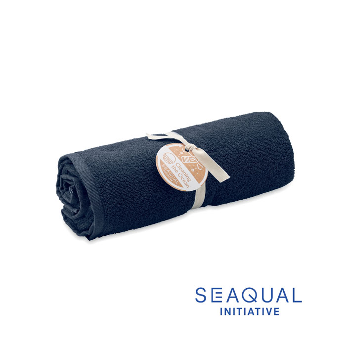 Serviette éponge en coton recyclé et Seaqual® Sand 70x140cm_Bleu