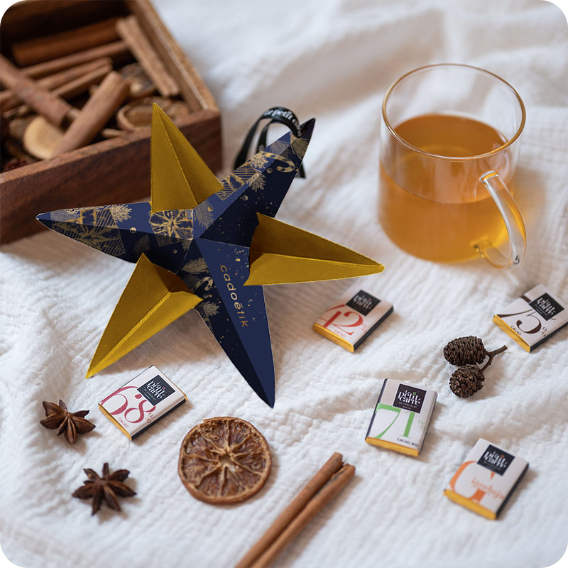 Étoile de Noël avec carré de chocolat 5 g en carton certifié_00