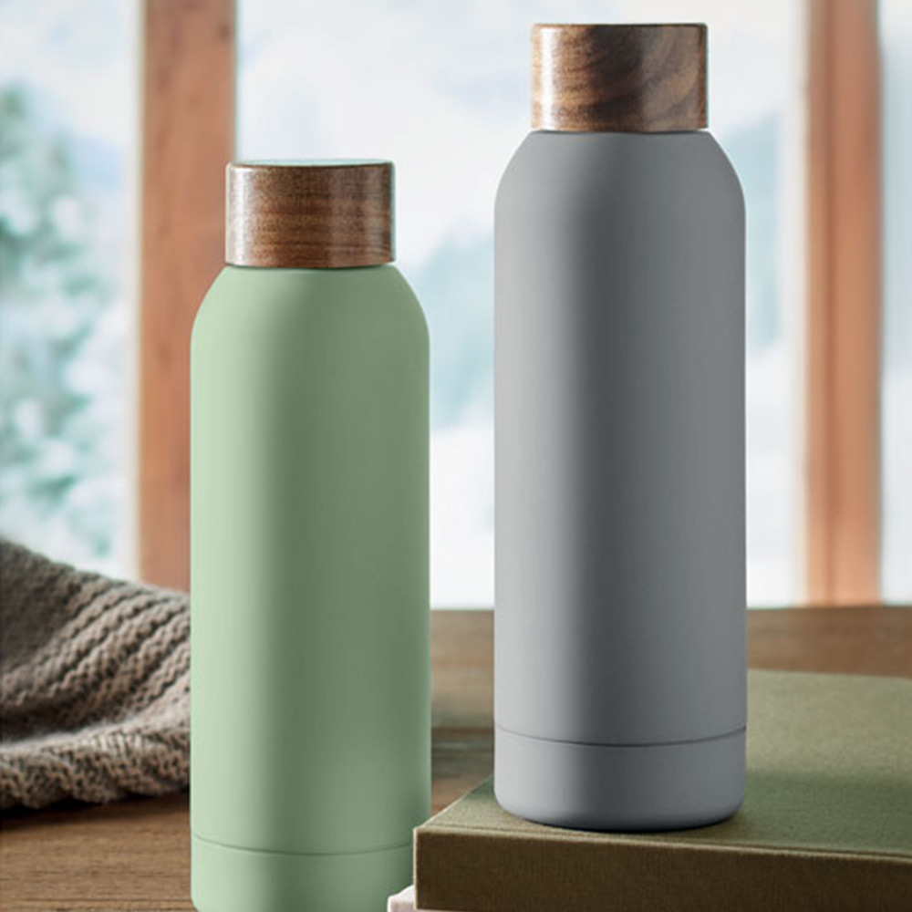 Gourde publicitaire en inox recyclé et bois Geiser 700 mL_04