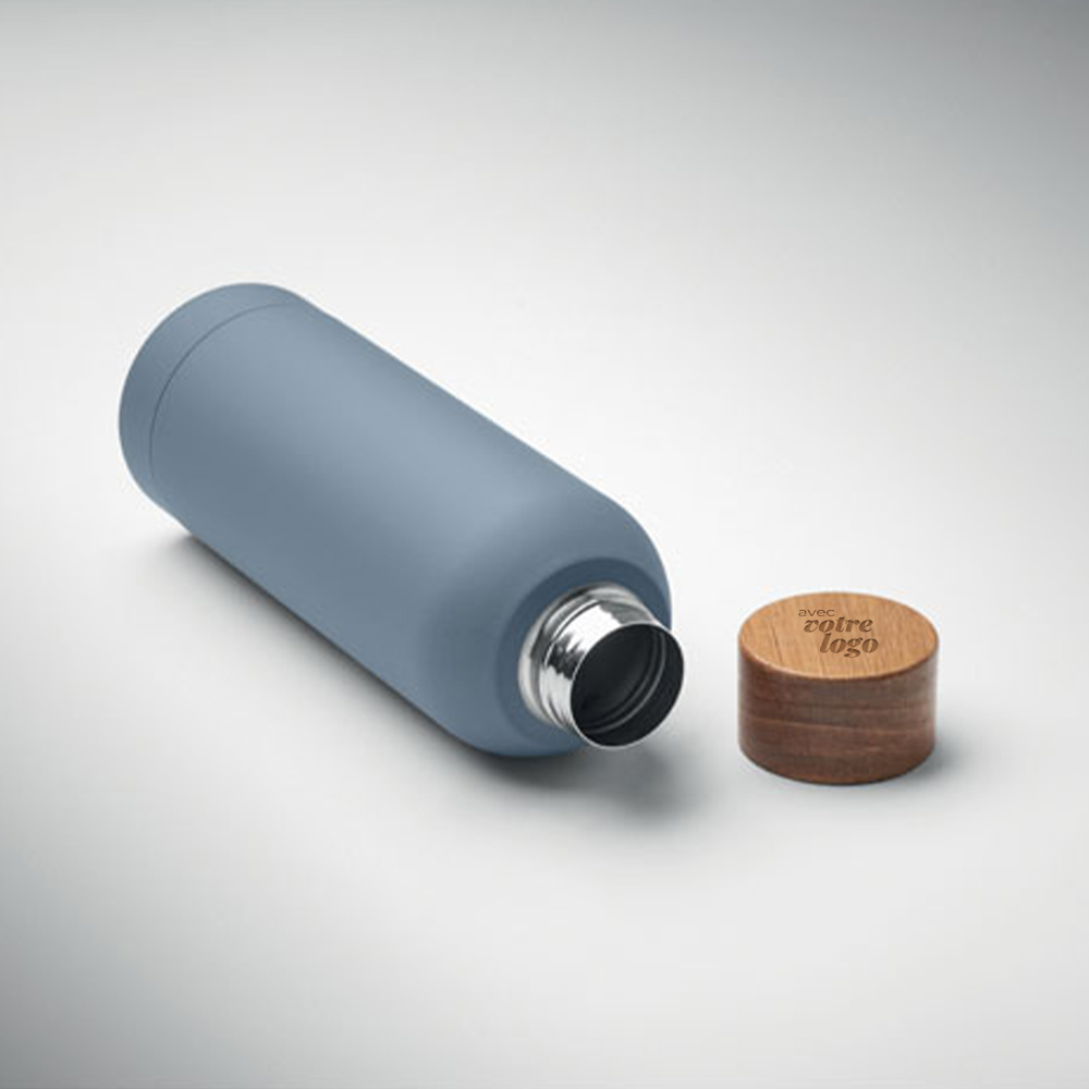 Gourde publicitaire en inox recyclé et bois Geiser 700 mL_03