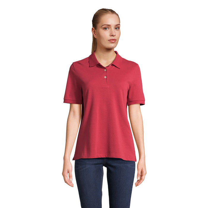 Folk red twin