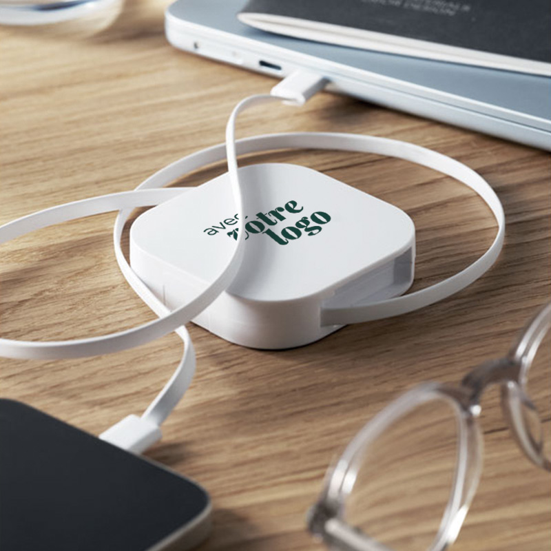 Câble de charge personnalisé rétractable en plastique recyclé Linea_00